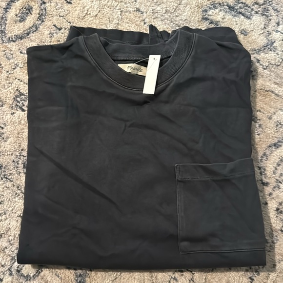 NWT Madewell Garment-Dyed Oversized Pocket Tee - Picture 5 of 5